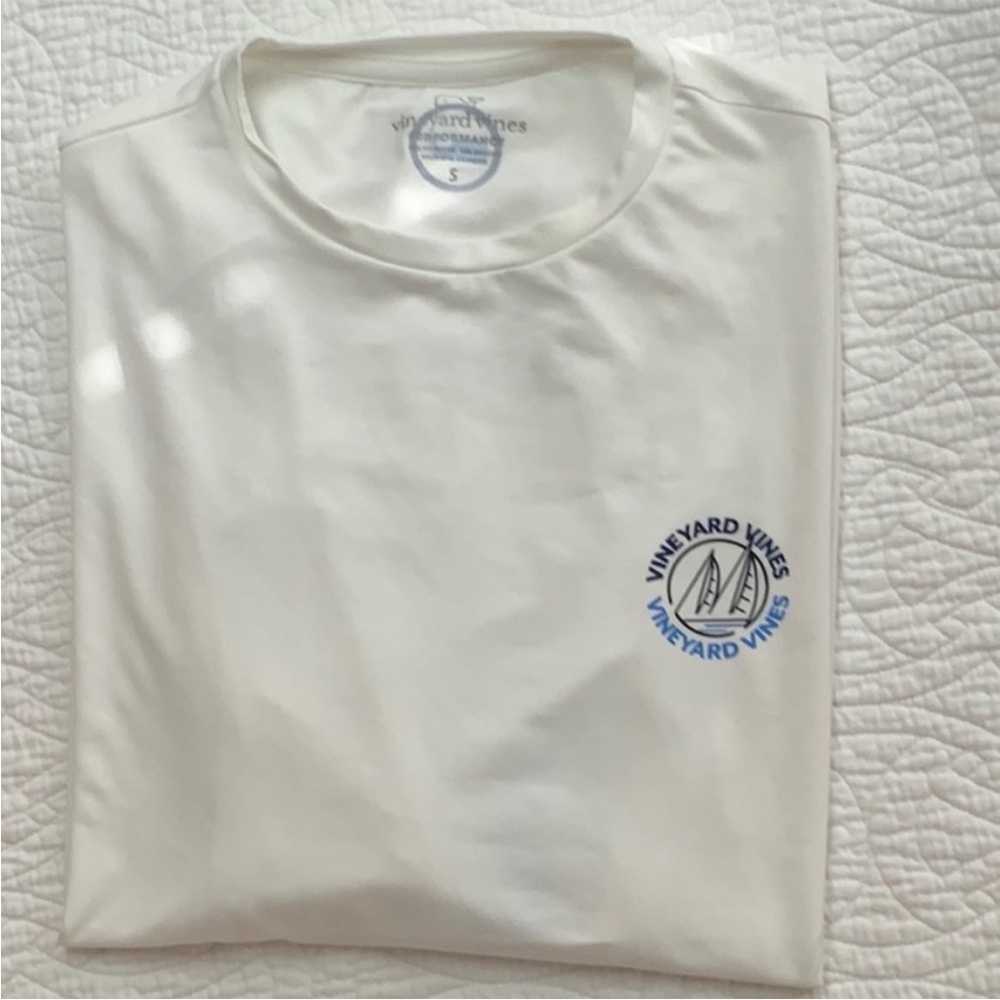 Vineyard Vines White Long Sleeve Performance Tee NWOT